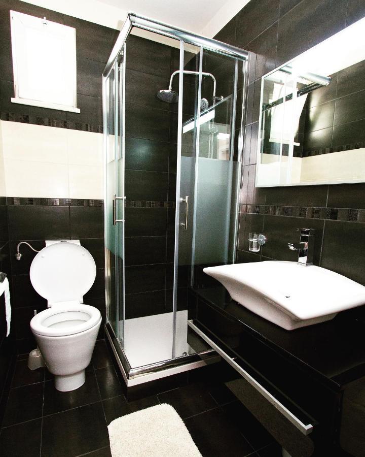Deluxe Suites Mandic Omis Exterior photo