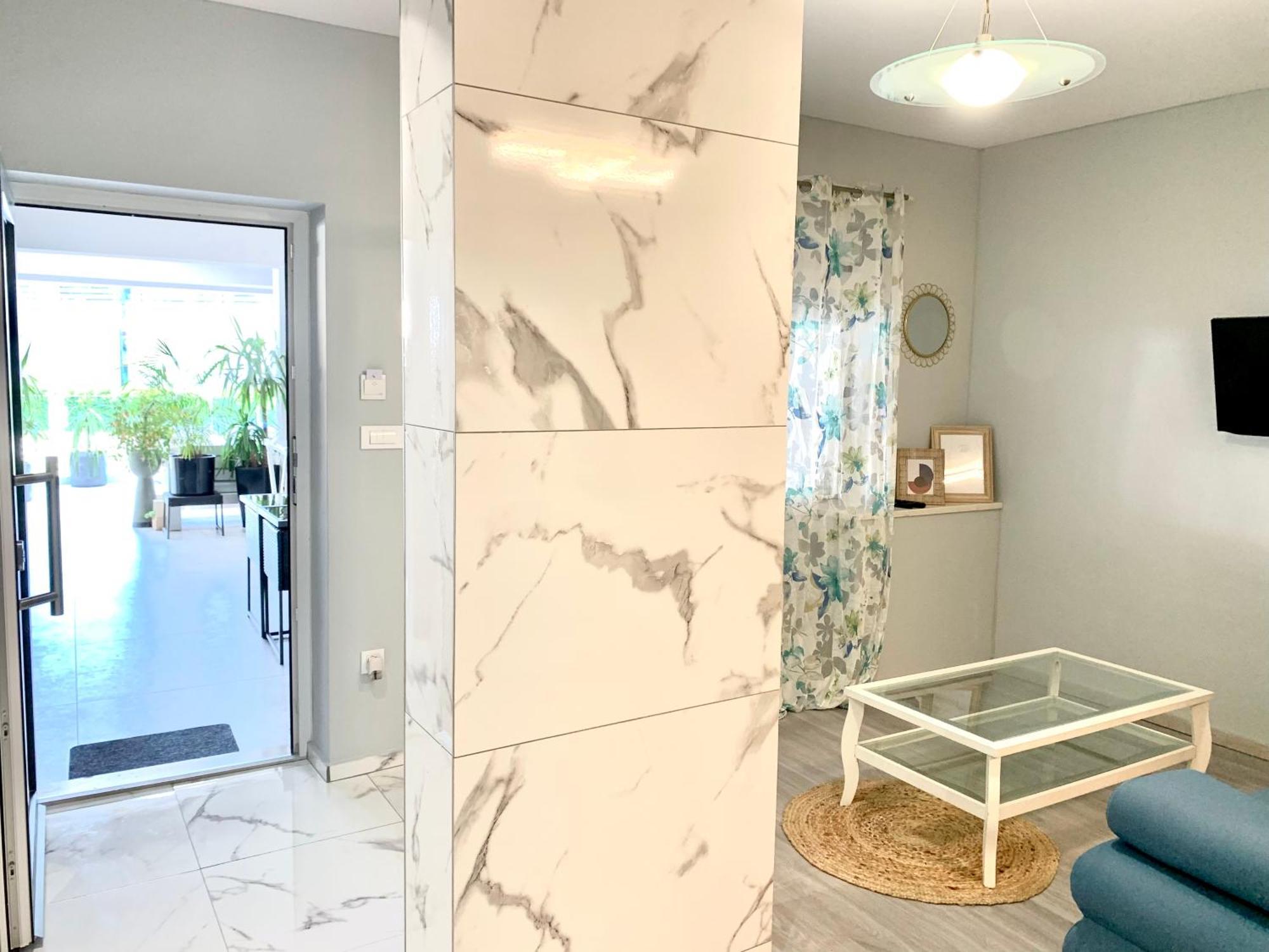 Deluxe Suites Mandic Omis Exterior photo